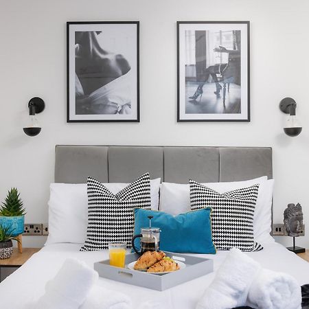 Boujis Central Plymouth Apartment - Sleeps 4 - Habita Property 외부 사진