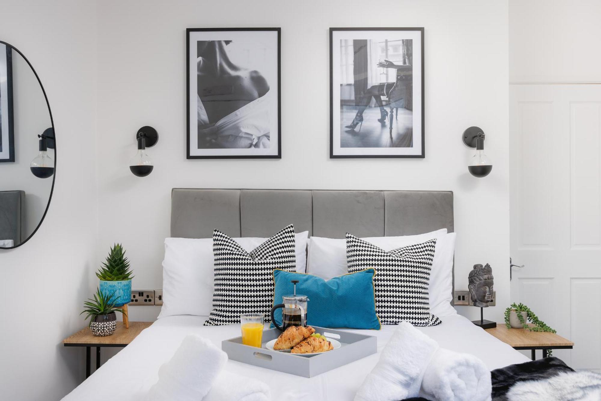 Boujis Central Plymouth Apartment - Sleeps 4 - Habita Property 외부 사진