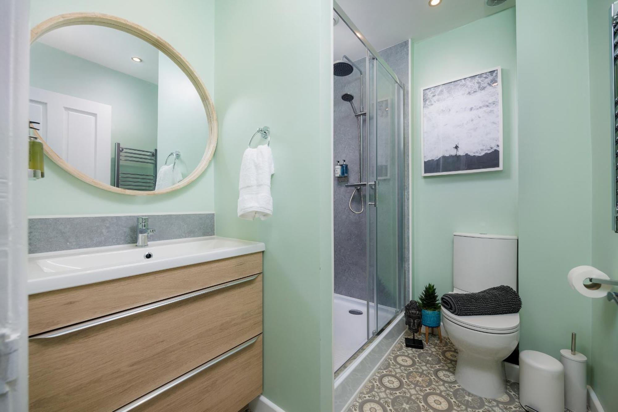 Boujis Central Plymouth Apartment - Sleeps 4 - Habita Property 외부 사진